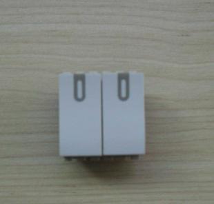 專(zhuān)業(yè)解析 批發(fā)0墻壁開(kāi)關(guān)及雙聯(lián)雙控?zé)晒忾_(kāi)關(guān)與掛簾的電氣搭配方案